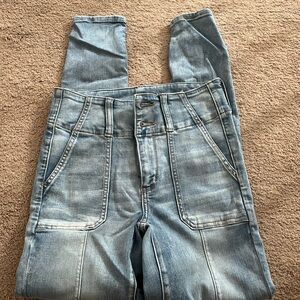 NWOT. american Eagle skinny jeans